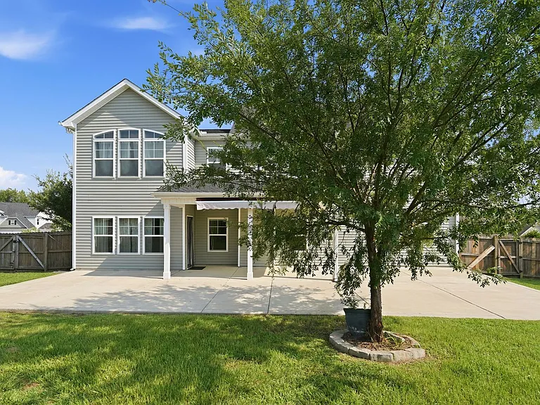 276 Turriff Way — Photo 47