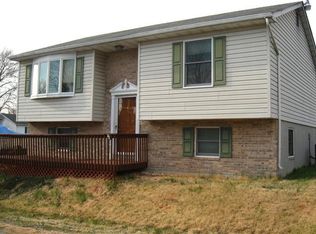 41 Roosevelt Ave, Warroad, MD 21901