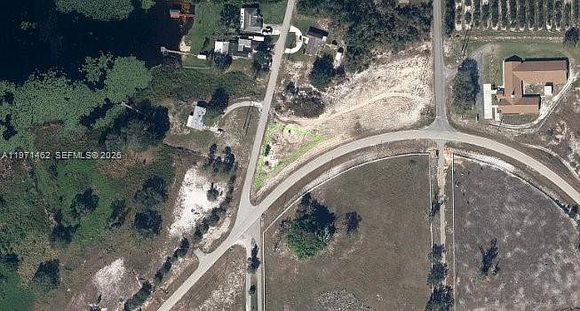 2nd image of 126 Danbar Dr