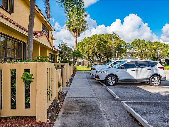 4th image of 3995 NW 94th Way