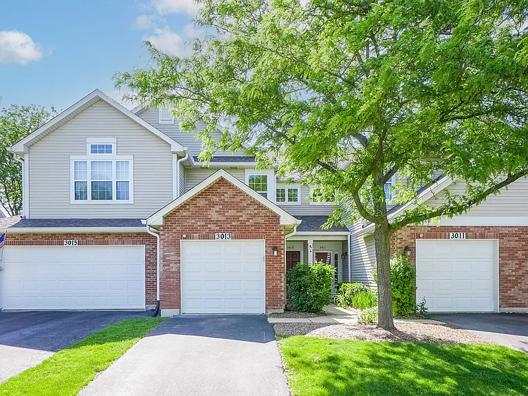 3013 Kentshire Cir — Photo 17