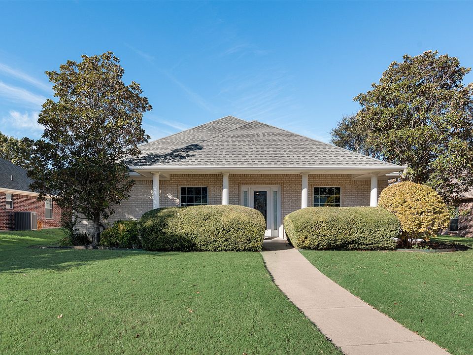 1st image of 206 Nocona Dr