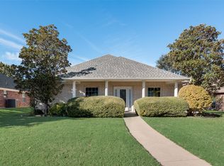 206 Nocona Dr, Waxahachie, TX 75165