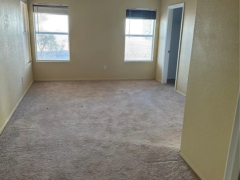 1736 Summerwood Cir — Photo 13