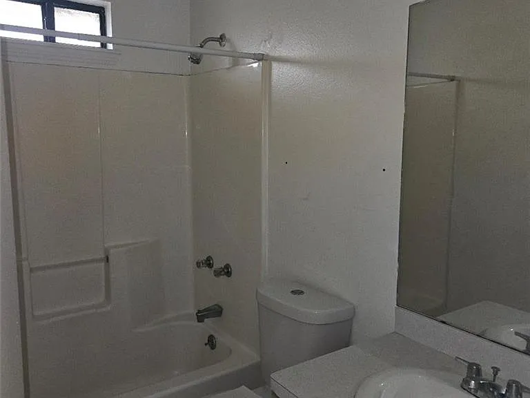1612 Orange Ave #4 — Photo 13