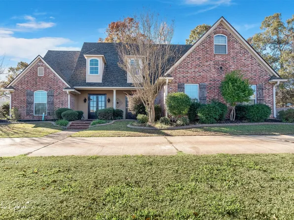 303 Boulder Dr, Haughton, LA 71037