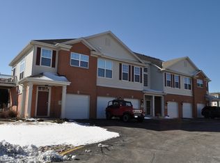 10225 Mulberry Ln #K, Bridgeview, IL 60455