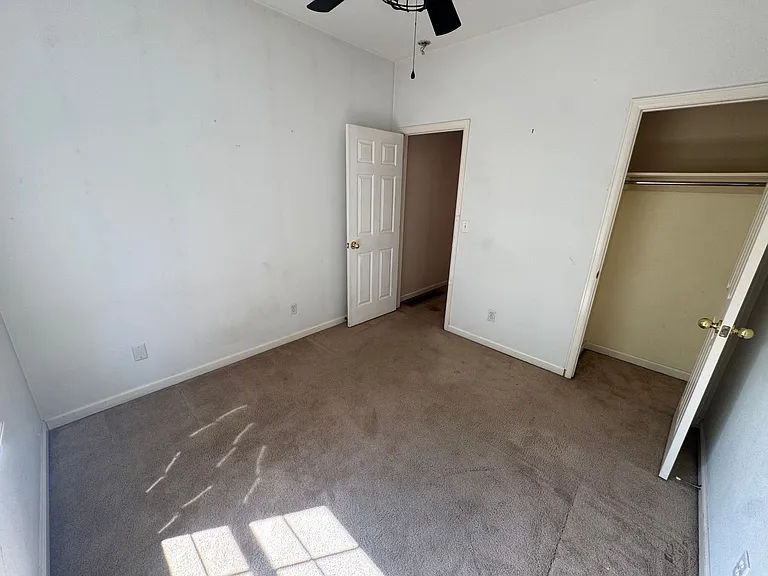 1701 Grove St — Photo 15