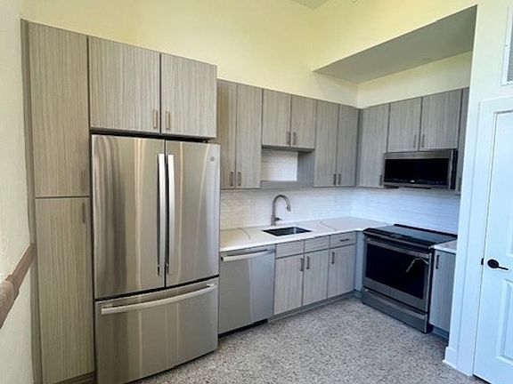 2nd image of 1810 Sils Ave #205