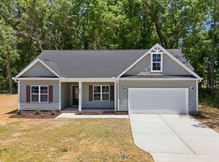 209 Nectar Ln, Bunnlevel, NC 28323