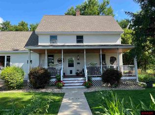 38211 720th Ave, Saint James, MN 56081