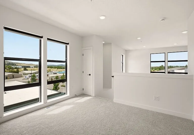 21806 E Indiana Ave #206 — Photo 13