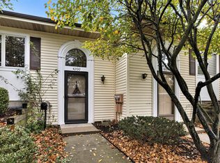 4200 Eastcastle Ct SE, Grand Rapids, MI 49508
