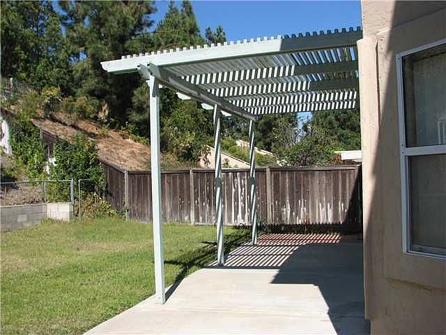 2nd image of 587 Bayona Loop