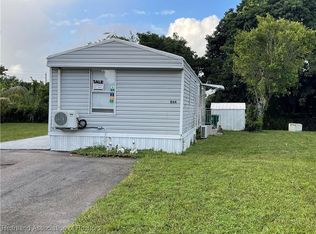 11201 SW 55th St, Hollywood, FL 33025