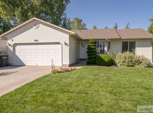 1929 S Eagle Pointe Ct, Ammon, ID 83406