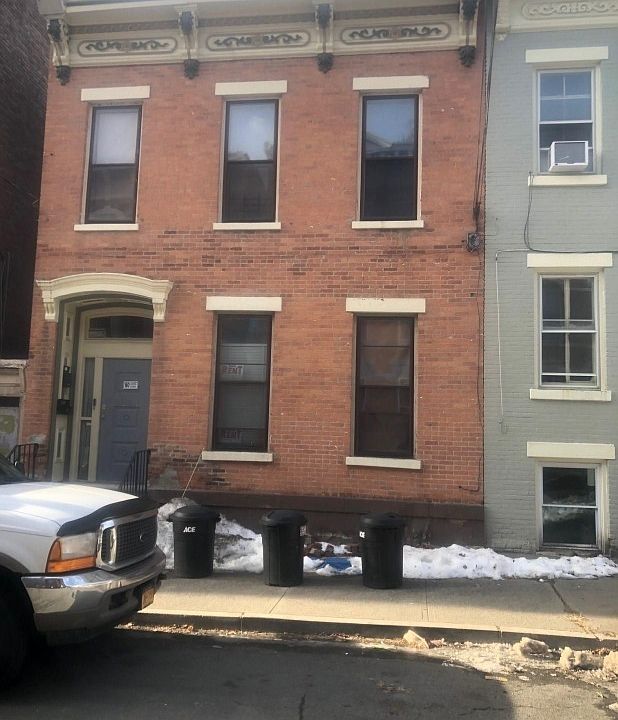 1st image of 2267 Old 6th Ave