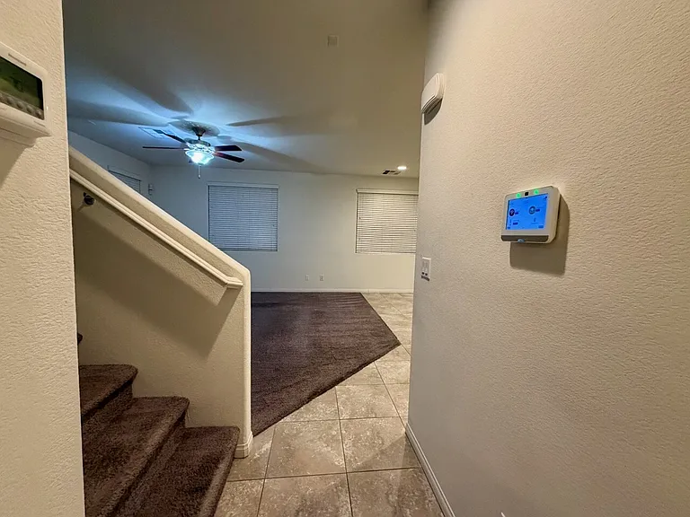 5844 Middle Rock St — Photo 4