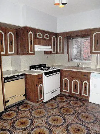 1201 Bloomfield St #4 — Photo 3
