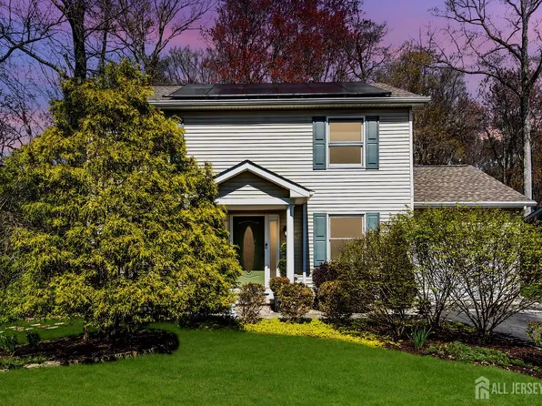 90 Bear Brook Rd, Princeton, NJ 08540