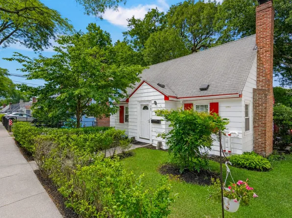 567 Poplar St, Roslindale, MA 02131