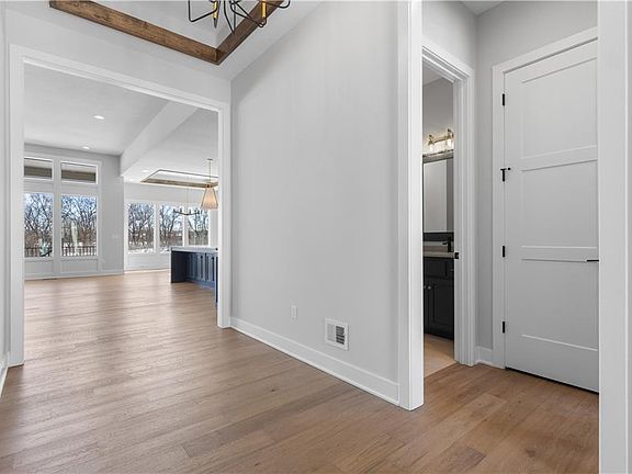 3rd image of 17421 Parkhill St