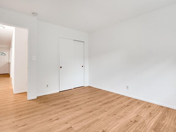 3rd image of 232 3rd Ave Unit A