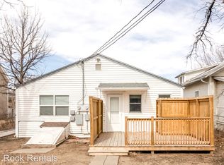 207 W 11th Ave #B, Hutchinson, KS 67501
