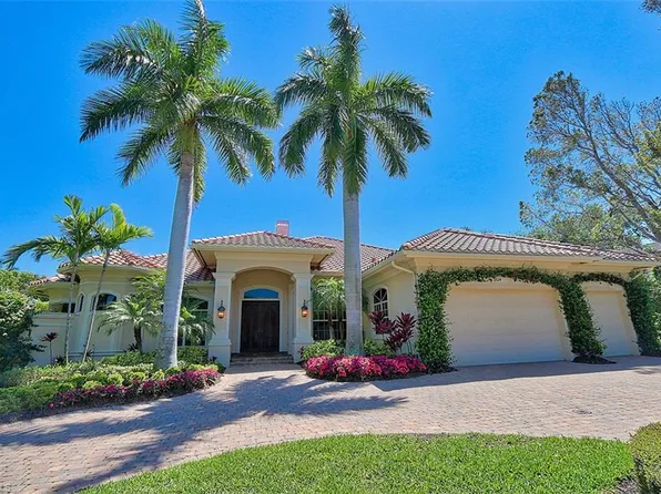 1824 Crayton Rd, Naples, FL 34102