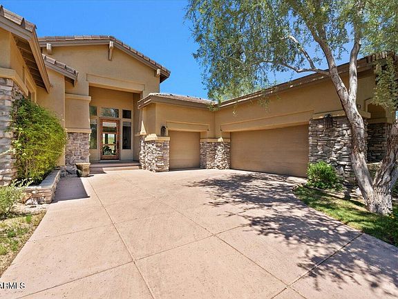 3rd image of 9290 E Thompson Peak Pkwy Unit 215