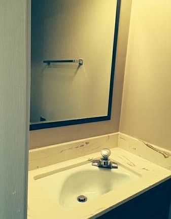 3rd image of 14 Circle Dr APT 3