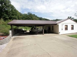 156 Oak Grove Rd, Gallipolis, OH 45631