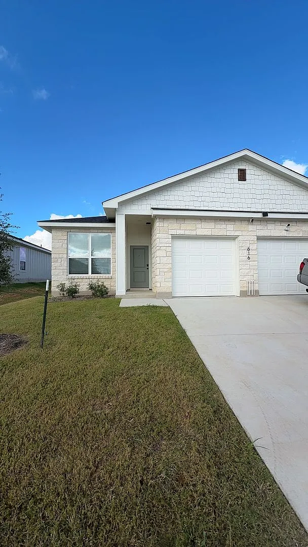616 Pacific Crest Trl — Photo 2