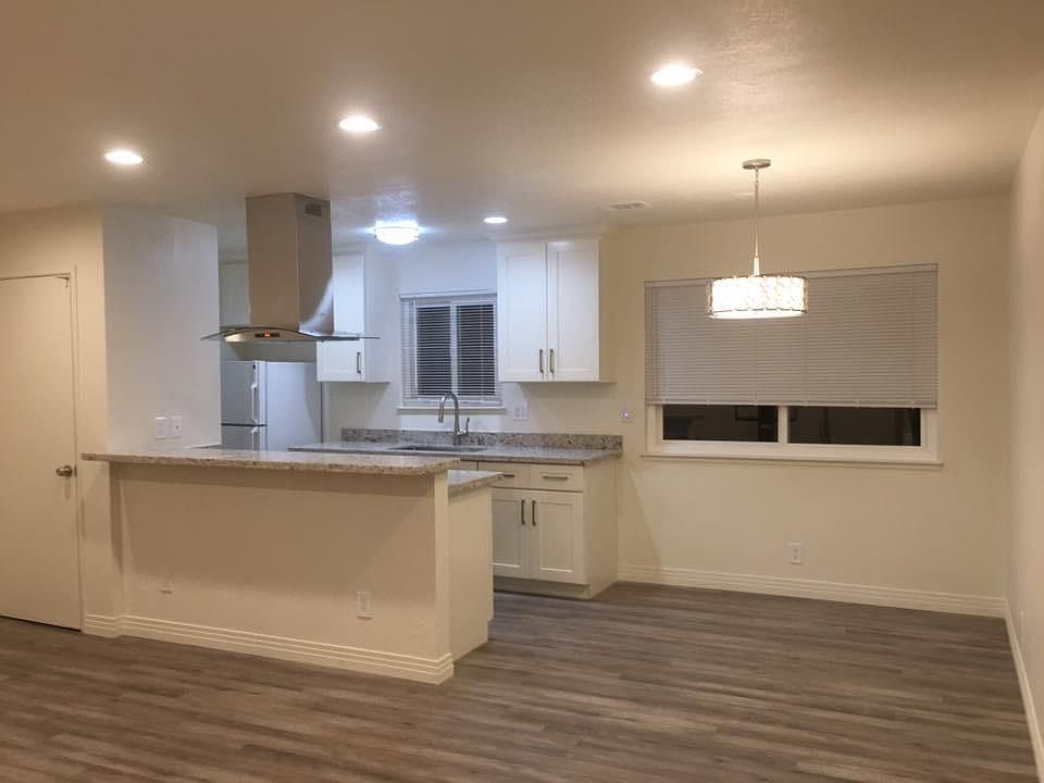 1st image of 125 Gomes Ct #4