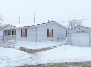 5 Bush Ln, Shelby, OH 44875
