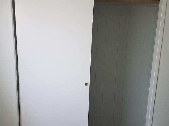 4th image of 8175 SE Wren Ave
