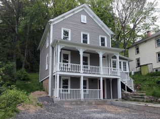 16 Campbell St, Rosendale, NY 12472