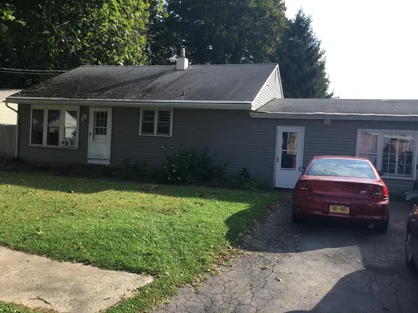 (undisclosed Address), Baldwinsville, NY 13027