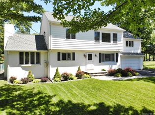 40 Midway Dr, Monroe, NY 10950