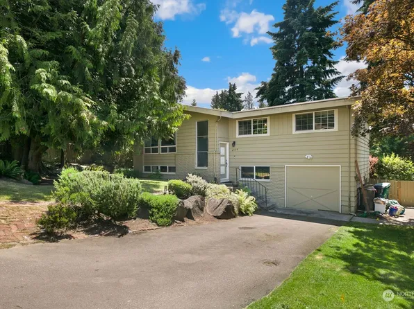 4504 243rd Place SW, Mountlake Terrace, WA 98043
