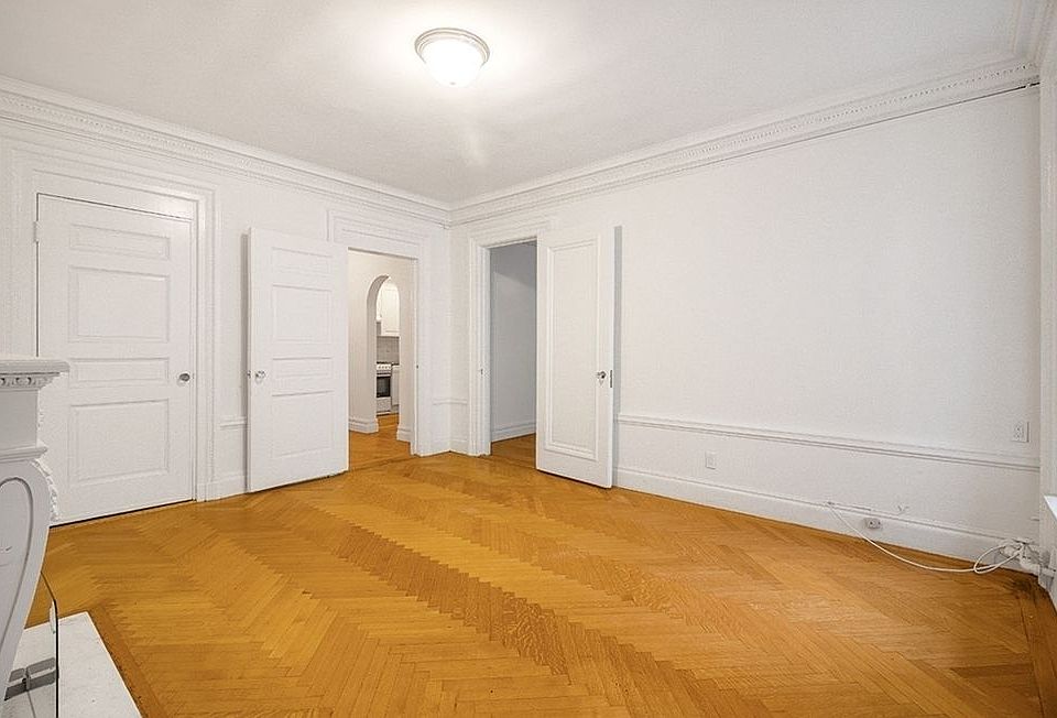 1st image of 6 E 65th St #A5a