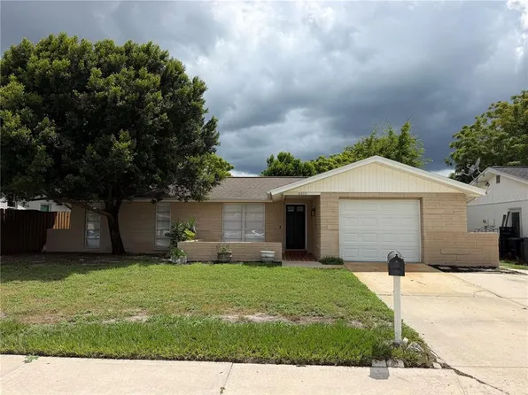 6810 EL CAMINO PALOMA STREET, PORT RICHEY, FL 34668