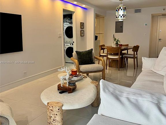 3rd image of 6039 Collins Ave APT 715