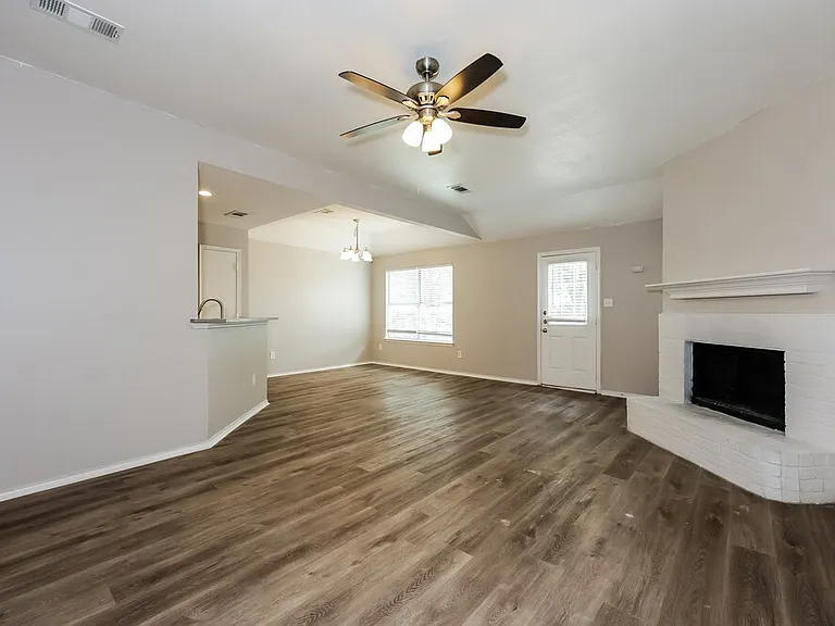 2628 Hidden Springs Dr — Photo 4