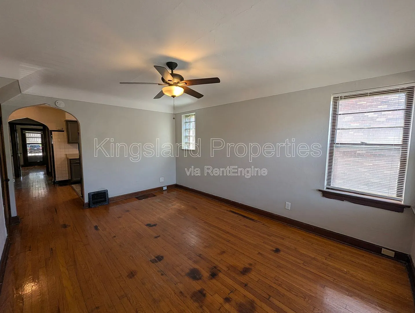 1 bed, 1.0 bath, 750 sqft, $775 — Photo 2