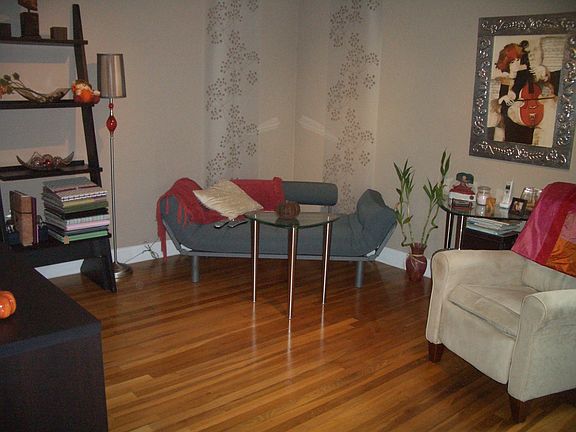 4th image of 8401 Crespi Blvd APT 2