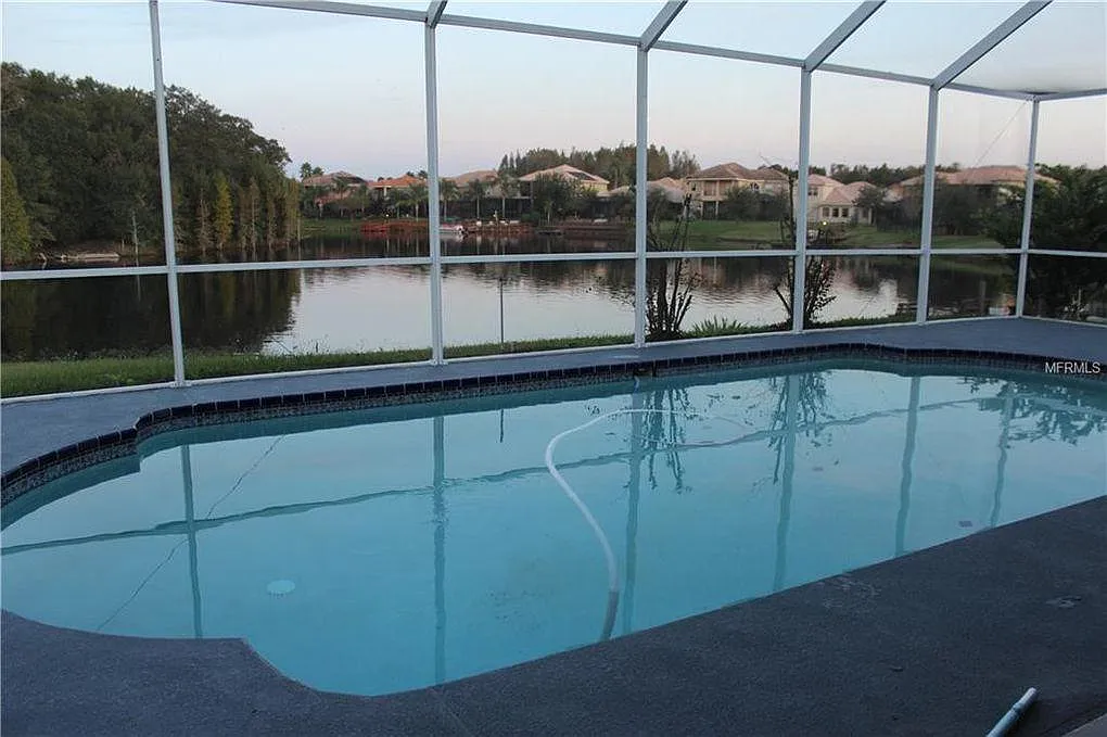 4 bed, 4.5 bath, 3505 sqft, $4,700 — Photo 2