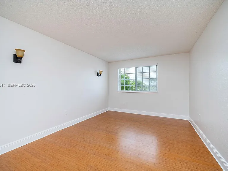 13753 SW 160th St #O — Photo 10