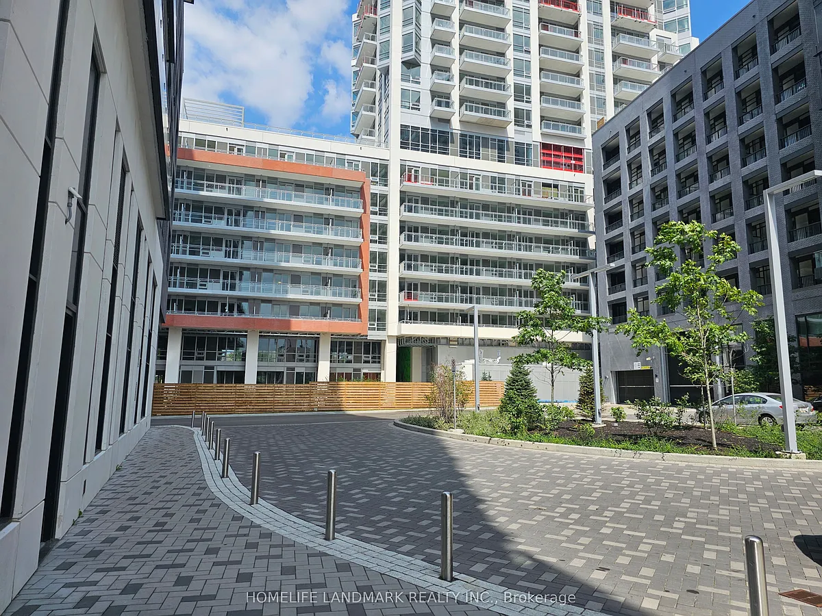 Building Photo - 8868 Yonge St #817E