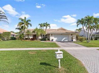 2445 Lakes Dr, Deerfield Beach, FL 33442